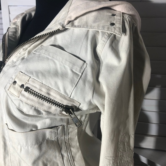 Rare Y2K Volcom Skater Cropped Bomber Jacket Hooded Full Zip Beige/Cream sz XS - Picture 8 of 15